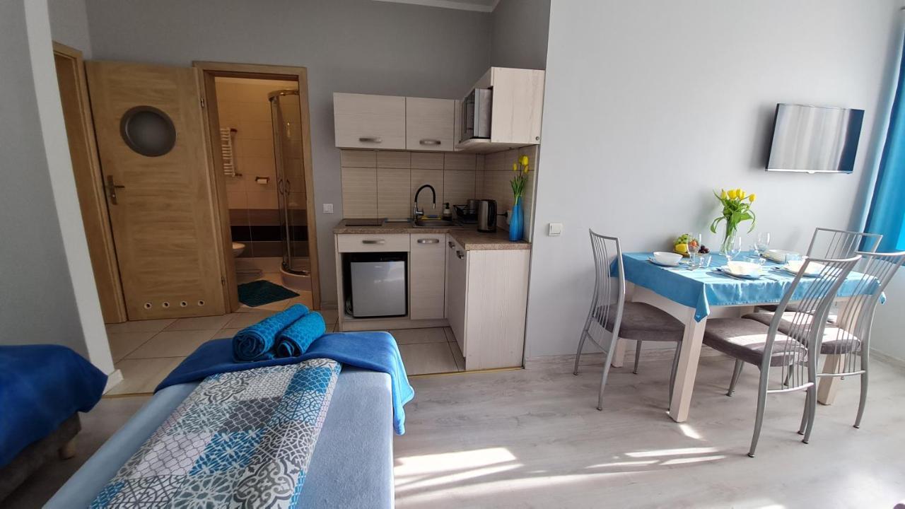 Bela - Pokoje Z Aneksami I Apartamenty Колобжег Экстерьер фото
