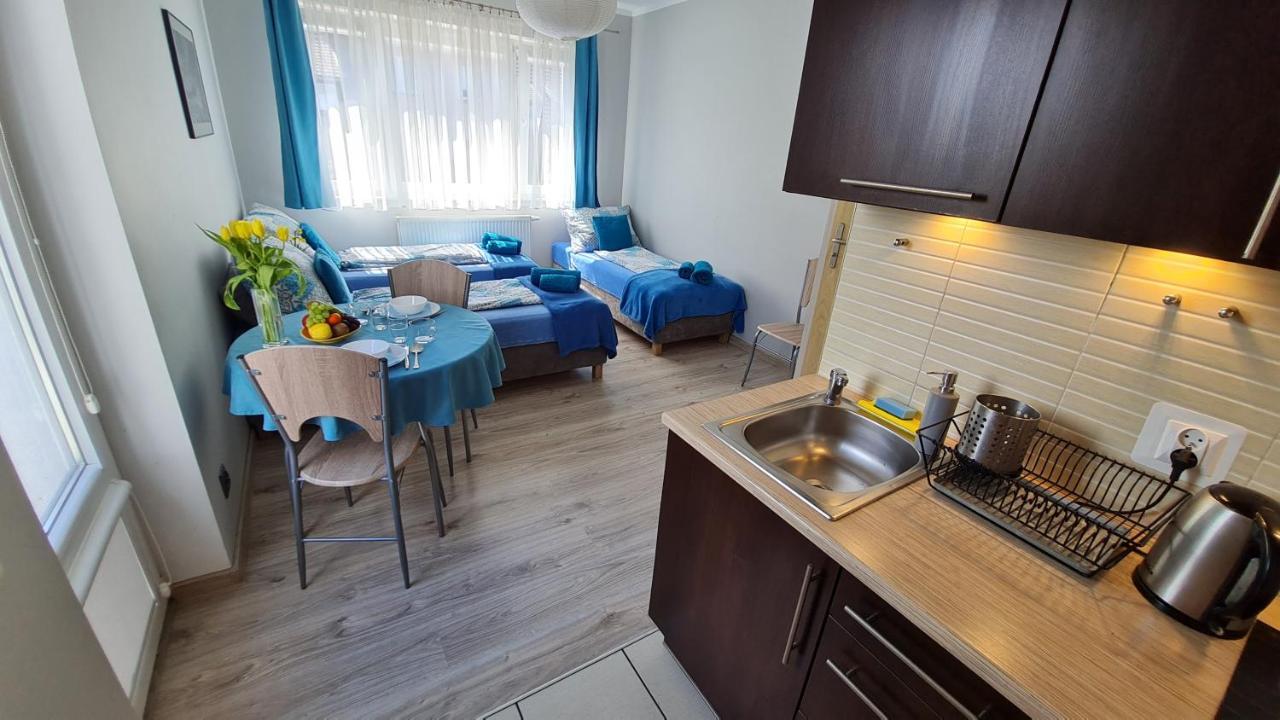 Bela - Pokoje Z Aneksami I Apartamenty Колобжег Экстерьер фото