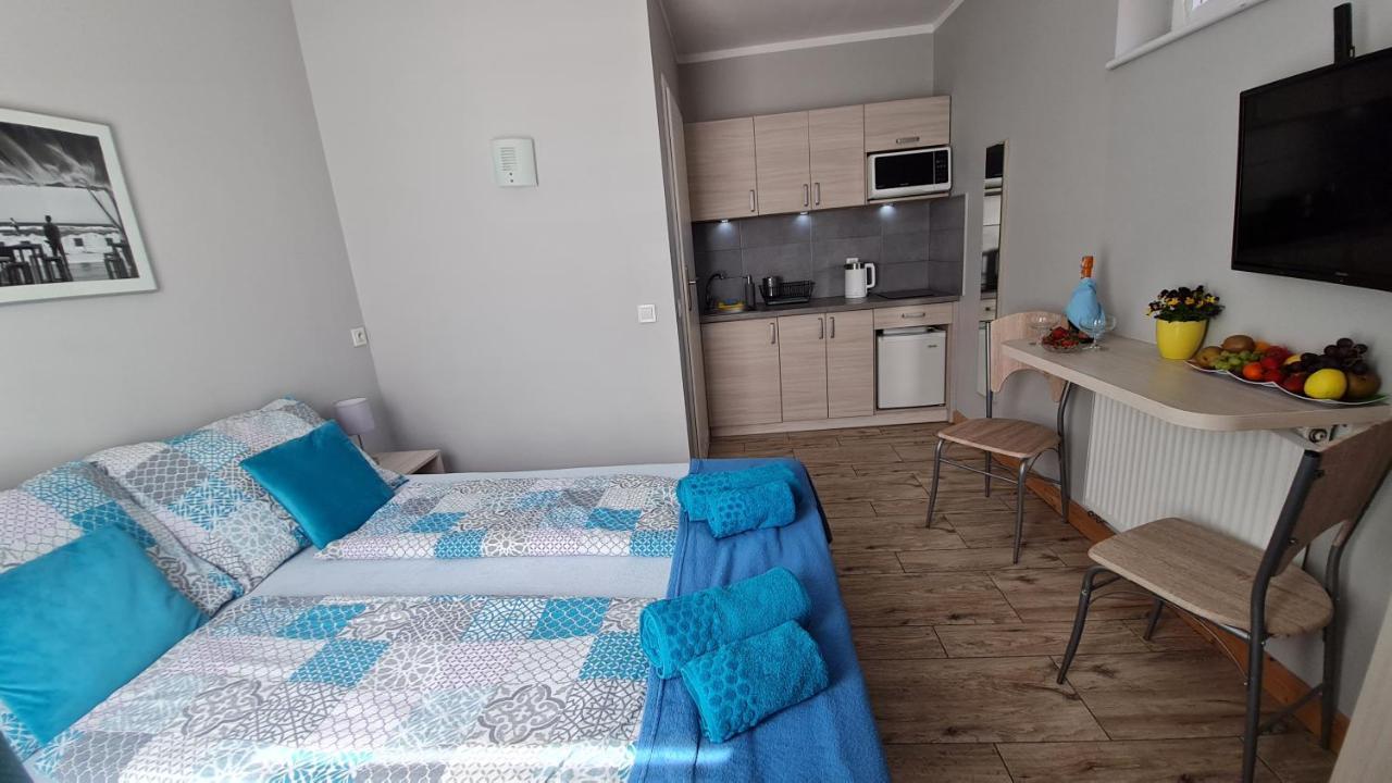 Bela - Pokoje Z Aneksami I Apartamenty Колобжег Экстерьер фото