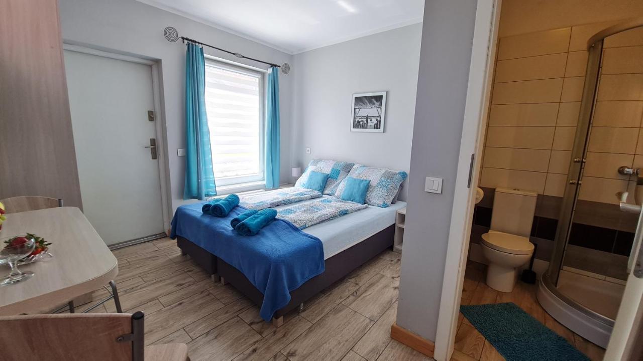 Bela - Pokoje Z Aneksami I Apartamenty Колобжег Экстерьер фото