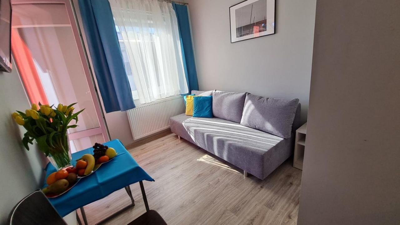 Bela - Pokoje Z Aneksami I Apartamenty Колобжег Экстерьер фото